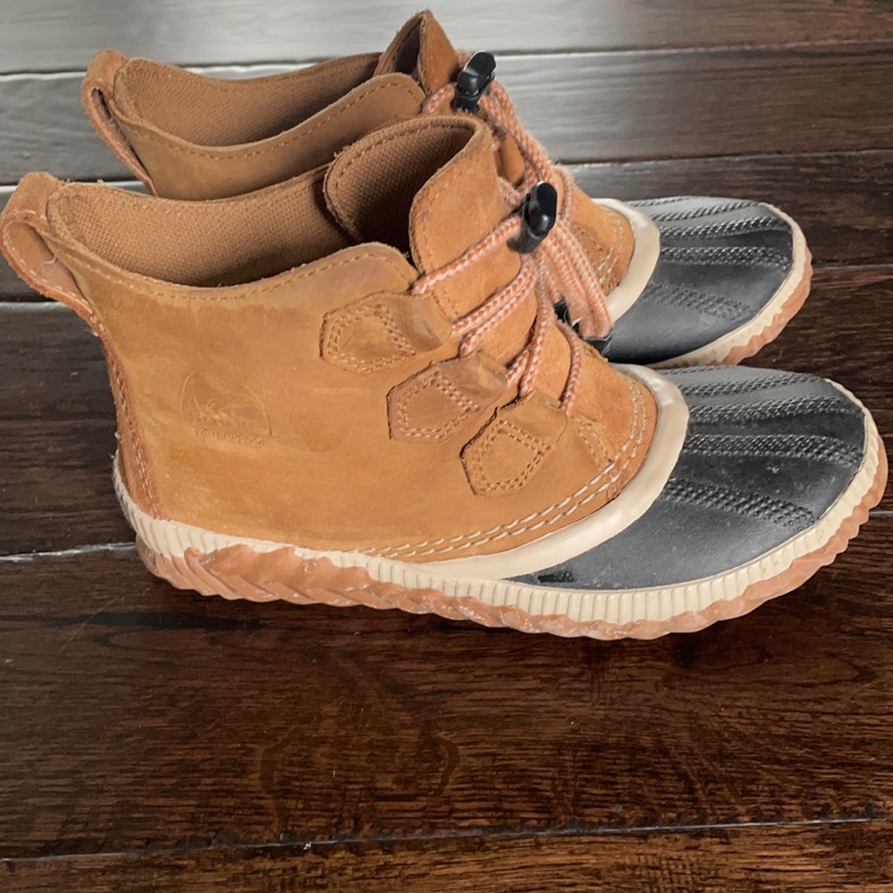 Sorel waterproof boots